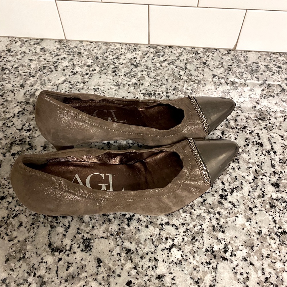 AGL brown heels 7.5
